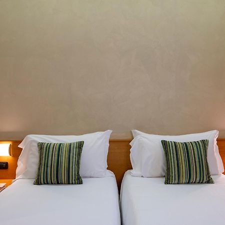 Hotel Embassy Pero Eksteriør billede